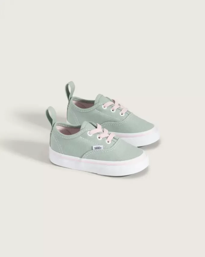 Chaussure authentique pour tout-petit