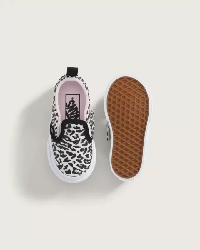 Chaussure classique à enfiler en V pour tout-petit