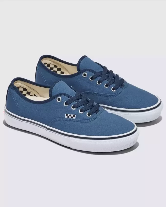 Chaussure de skate authentique Customs