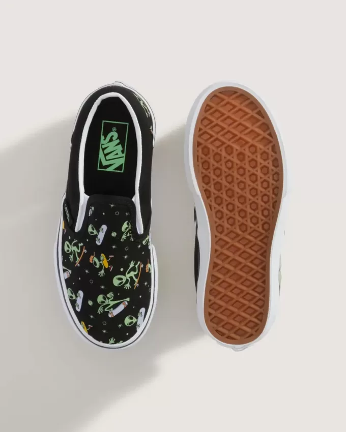 Chaussures classiques à enfiler pour petits enfants