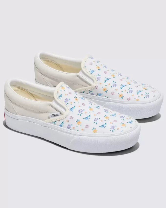 Chaussures à plateforme classiques à enfiler Customs