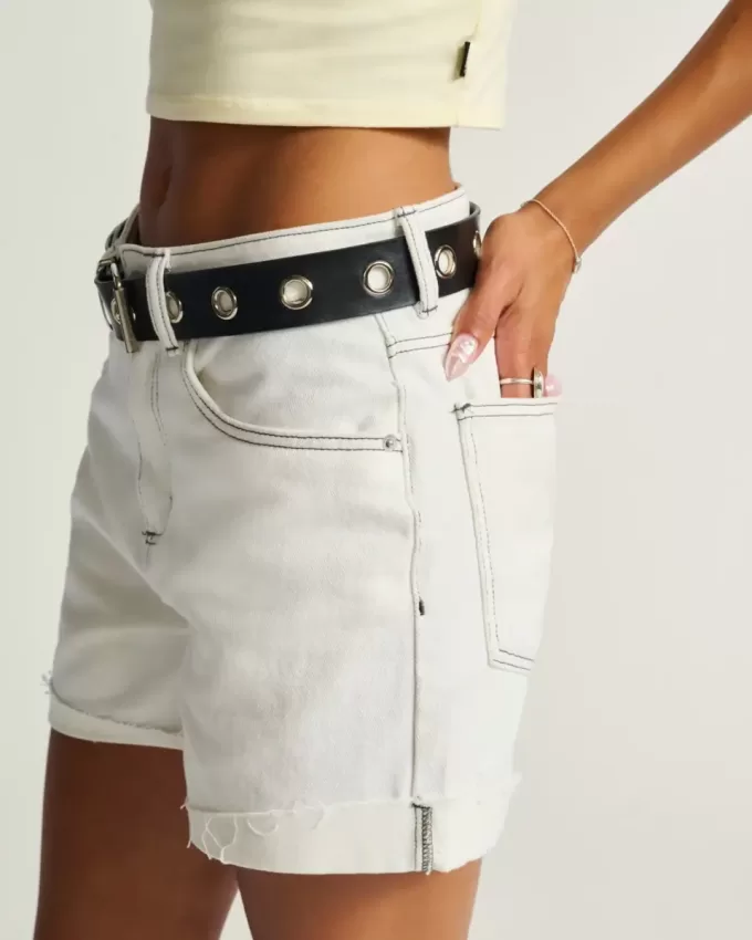 Jennifer 3 » Shortie