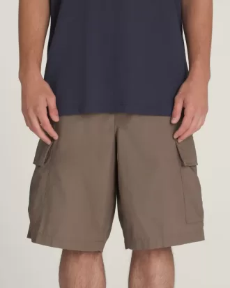 Short ample Service Cargo 22 »