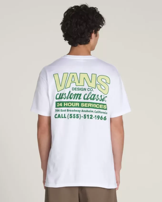 T-shirt devant la boutique